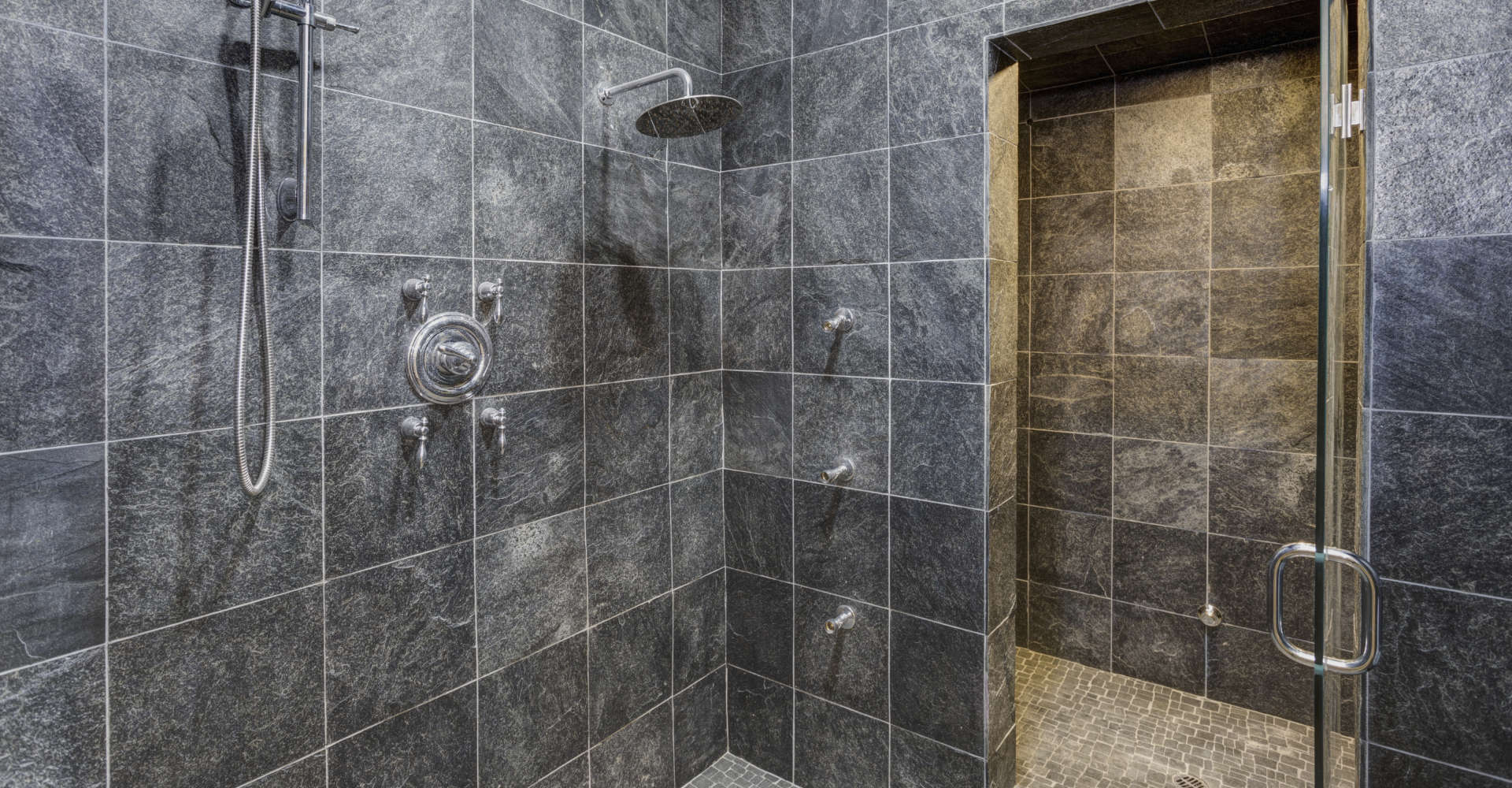 Wet Room Fitters in Wirral Peninsula Plumbers